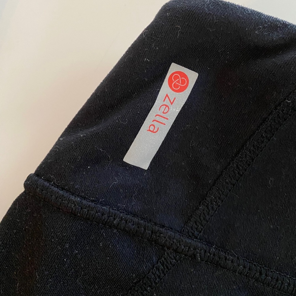 Zella Cropped Black Leggings Small